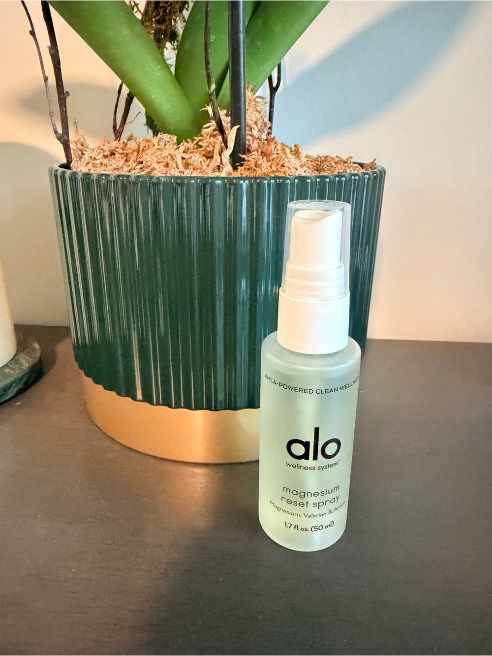 ALO Yoga Magnesium Reset Spray, 1.7 ounce